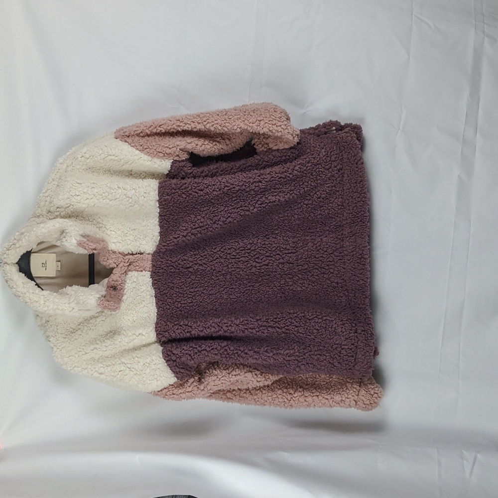 Thread & Supply Sweater Size Large